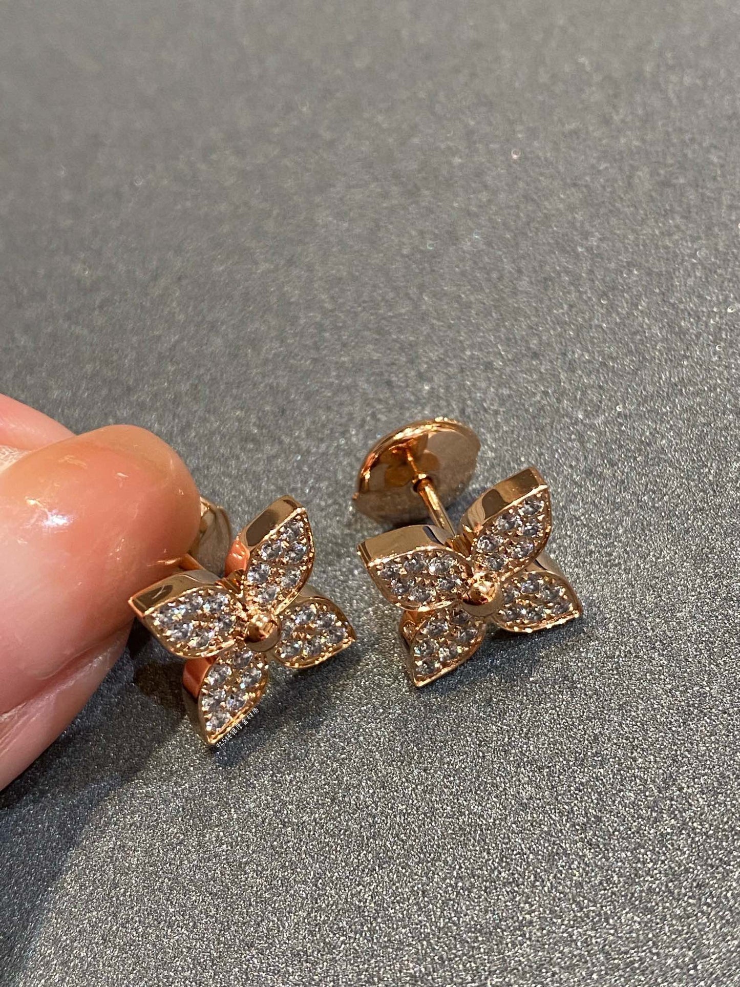 [Star Jewelry]STAR DIAMOND EARRINGS