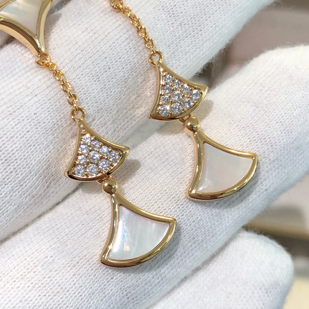 [Star Jewelry]DREAM EARRINGS 3 MOTIFS DIAMOND MOP PINK GOLD
