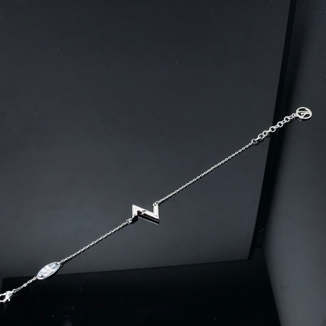 [Star Jewelry]VOLT LV LOGO BRACELET