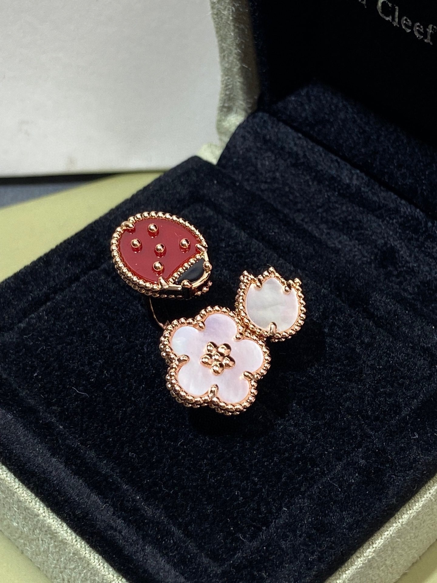 [Star Jewelry]LUCKY 3 MOTIF ROSE GOLD RING