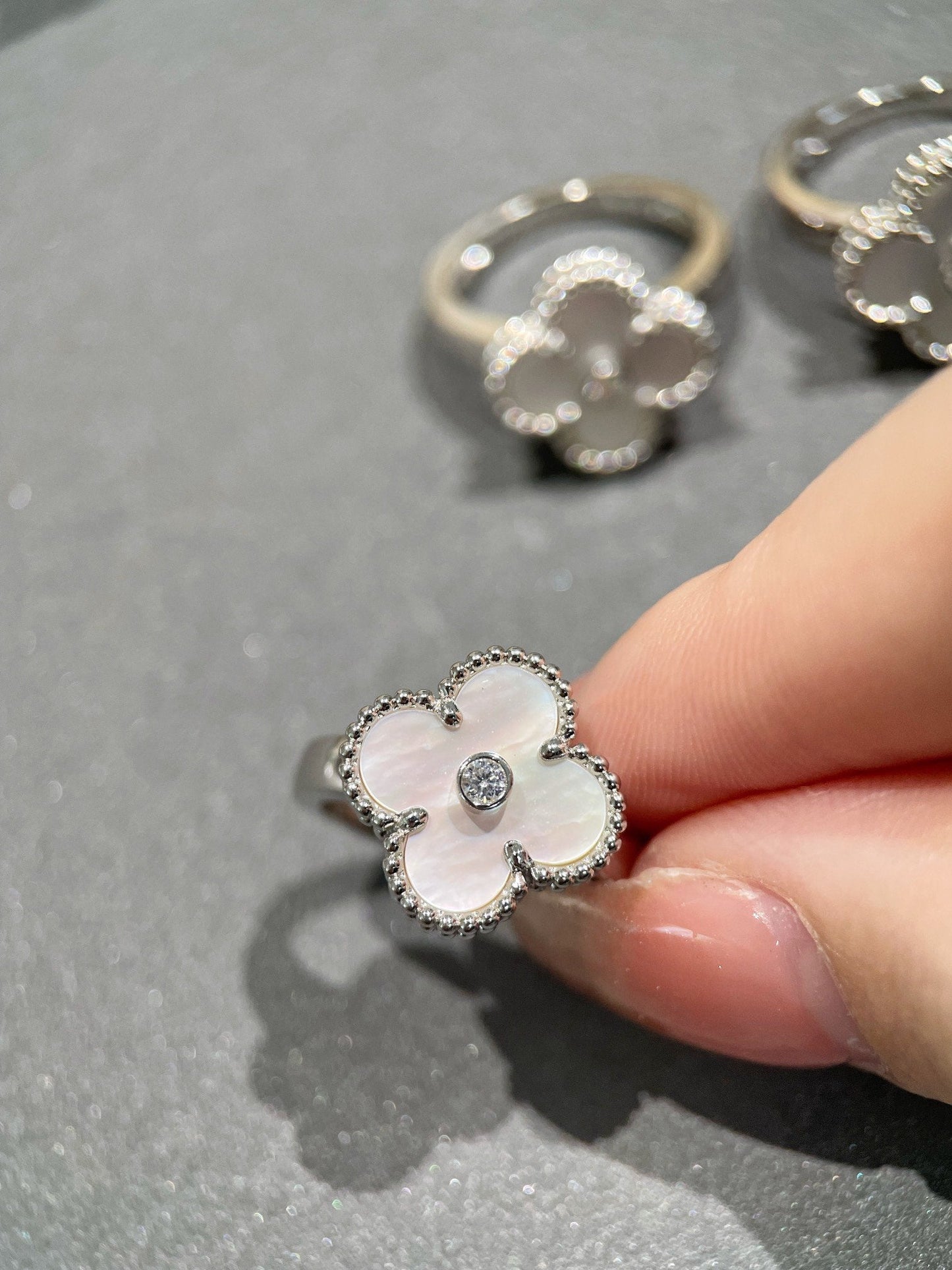 [Star Jewelry]CLOVER SILVER MOP DIAMOND RING