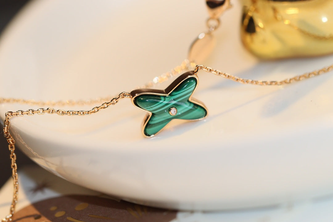 [Star Jewelry]JEUX MALACHITE 1 DIAMOND PINK GOLD NECKLACE