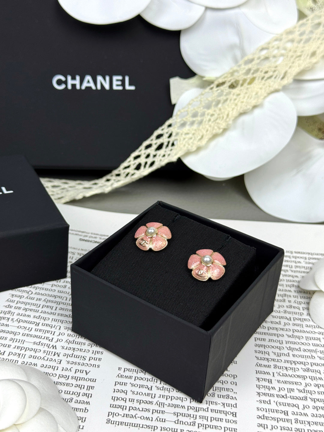 [Star Jewelry]26C Pink Camellia Pearl Enamel Stud Earrings