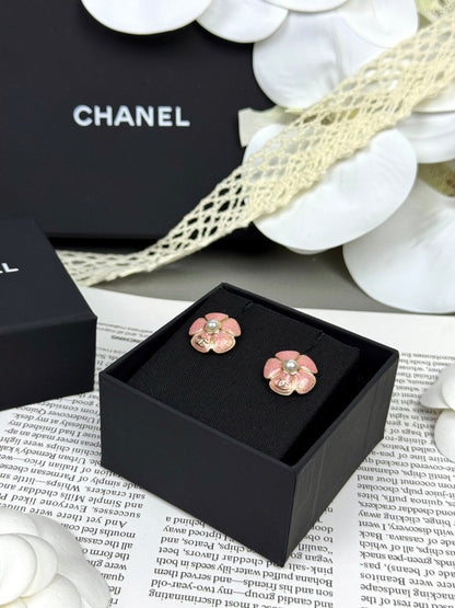 [Star Jewelry]26C Pink Camellia Pearl Enamel Stud Earrings