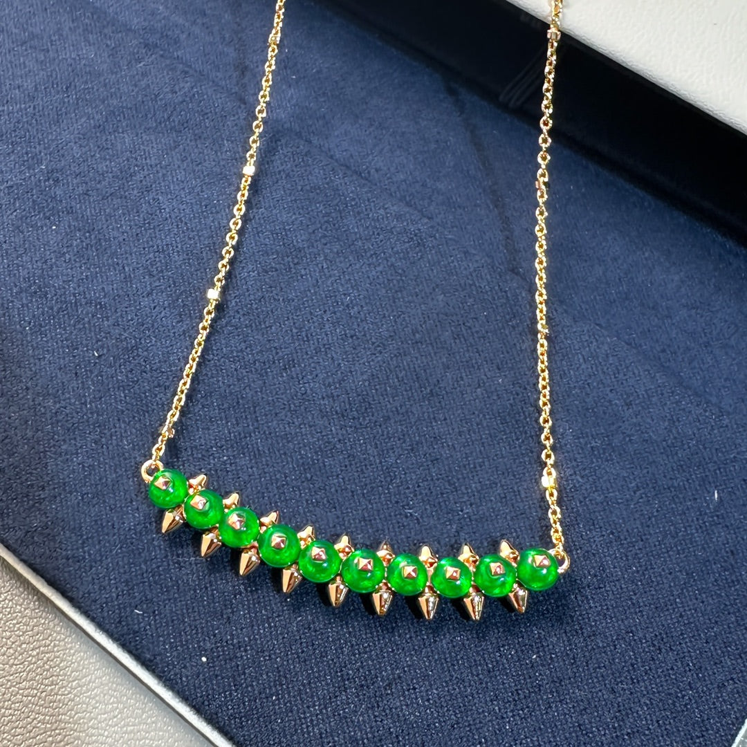 [Star Jewelry]New Arrival: Green Bead Rivet Necklace