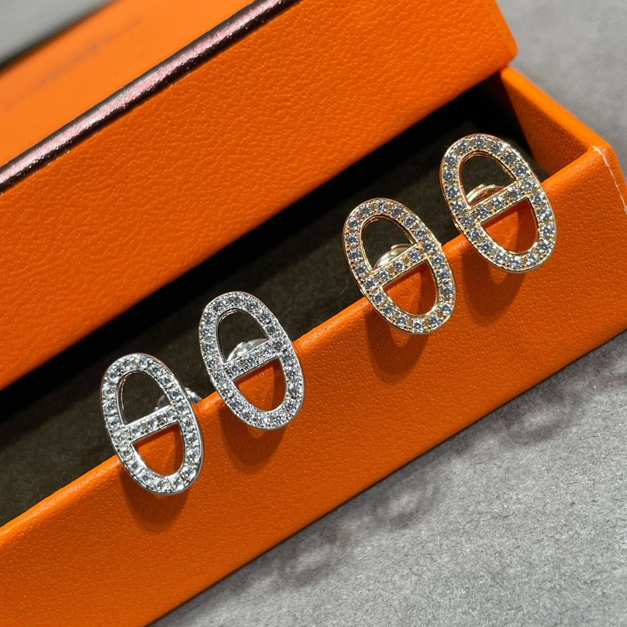 [Star Jewelry]HM FULL DIAMOND PIG NOSE STUD EARRINGS