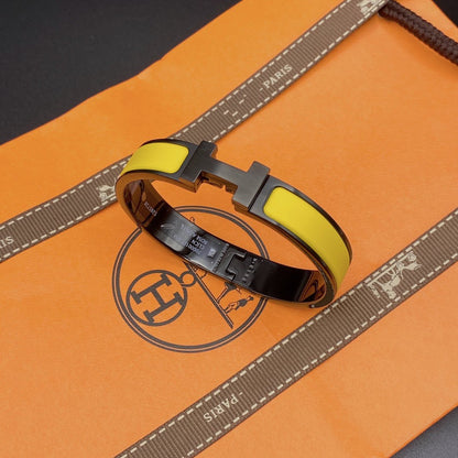 [Star Jewelry]CLIC HM SO BLACK YELLOW BRACELET