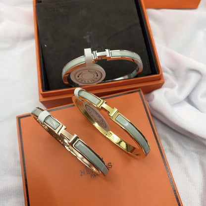 [Star Jewelry]CLASSIC HM CLIC GREEN 8MM ENAMEL BRACELET