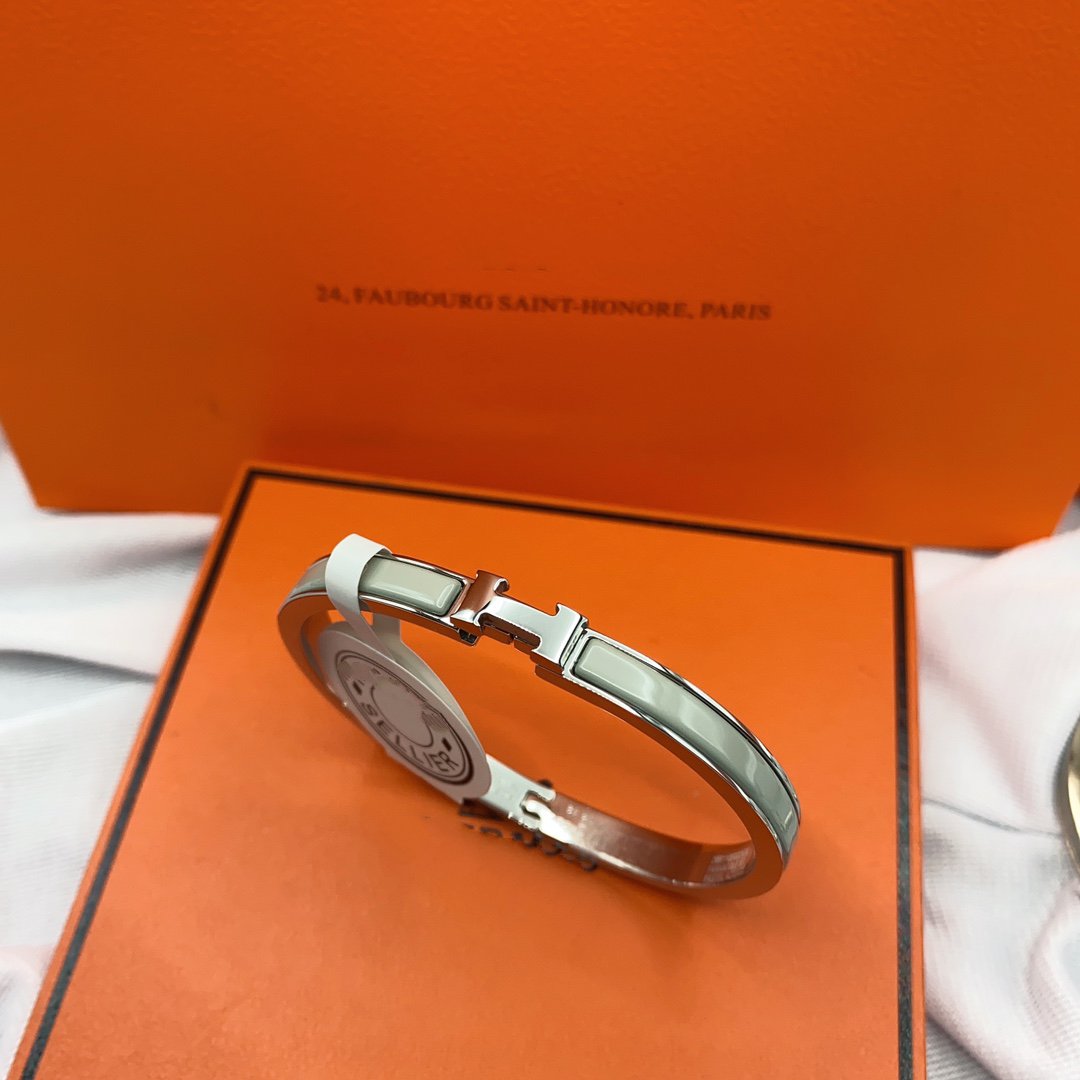 [Star Jewelry]CLASSIC HM CLIC GREEN 8MM ENAMEL BRACELET
